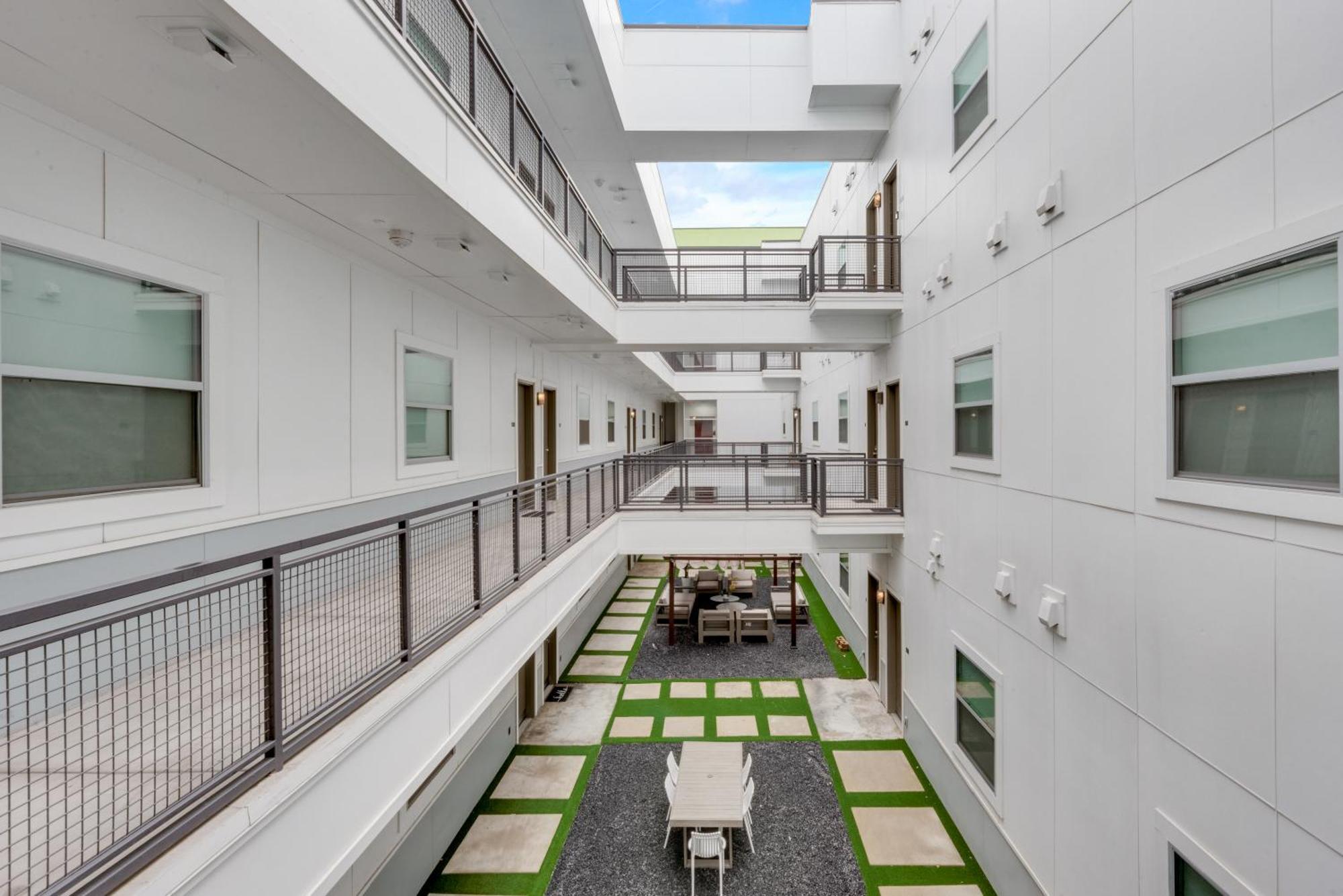 Contemporary 2Br I Gym I Parking I Workspace Dallas Ngoại thất bức ảnh
